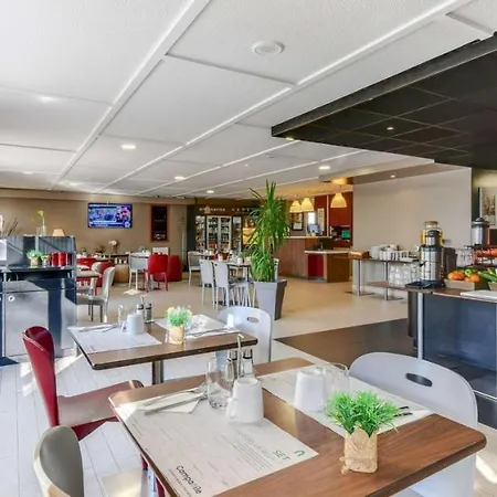 Campanile Cergy-pontoise 3*