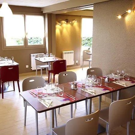Campanile Cergy-pontoise Hotel 3*