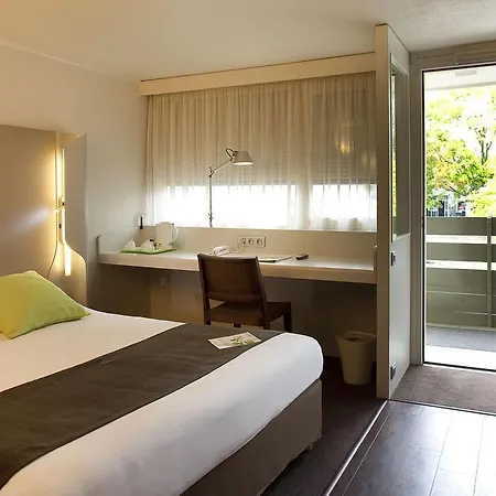 Campanile Cergy-pontoise Hotel