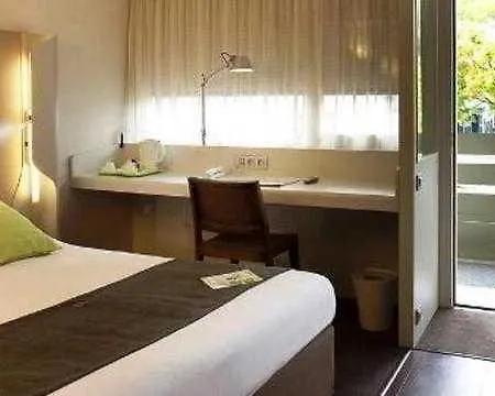 Campanile Cergy-pontoise Hotel 3*