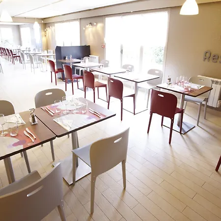 Campanile Cergy-pontoise Hotel Pontoise