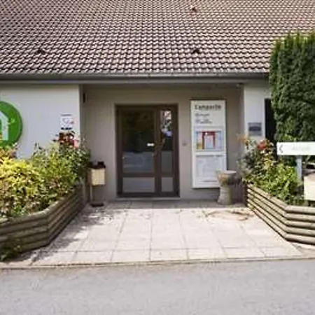 Campanile Nature - Cergy 호텔 3*