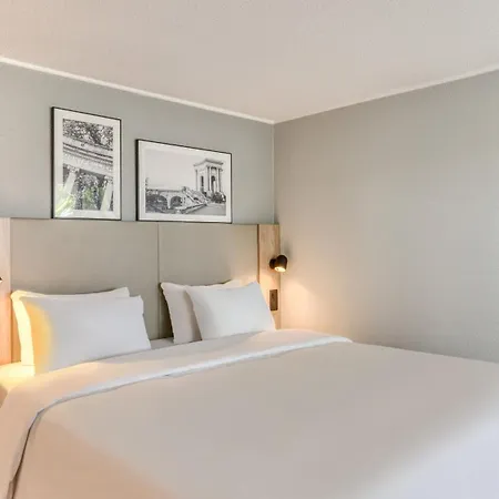 Campanile Cergy-pontoise 3*