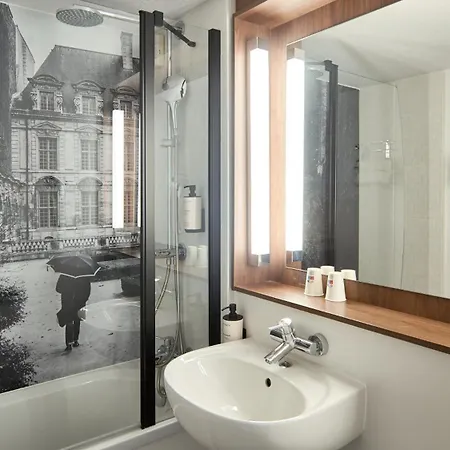 Campanile Cergy-pontoise 3* Pontoise