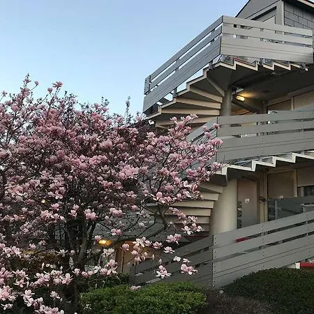 Campanile Cergy-pontoise Hotel